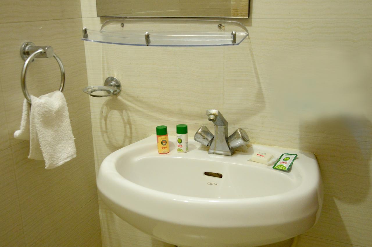 Oyo 6012 Hotel Rockwell ジャイプール エクステリア 写真